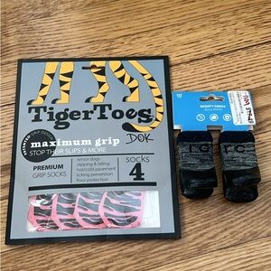 Maximum Grip Socks - Black and Pink